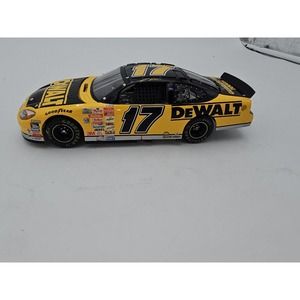 2000 Matt Kenseth DeWalt 1/24 Team Caliber Preferred NASCAR Diecast #2